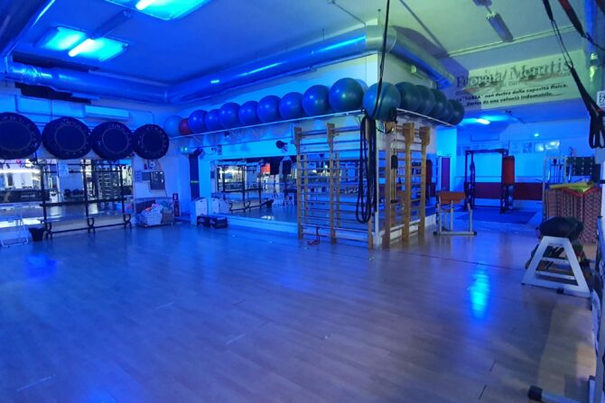 29-Palestra-FormaMentisASD-arzano-napoli Palestra Forma Mentis ASD - Arzano - Napoli - Fitness - Pilates - Posturale - Personal - Cardio - Tabata - Circuito -
